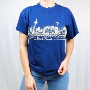 Vintage 90’s Toronto Canada skyline graphic tee